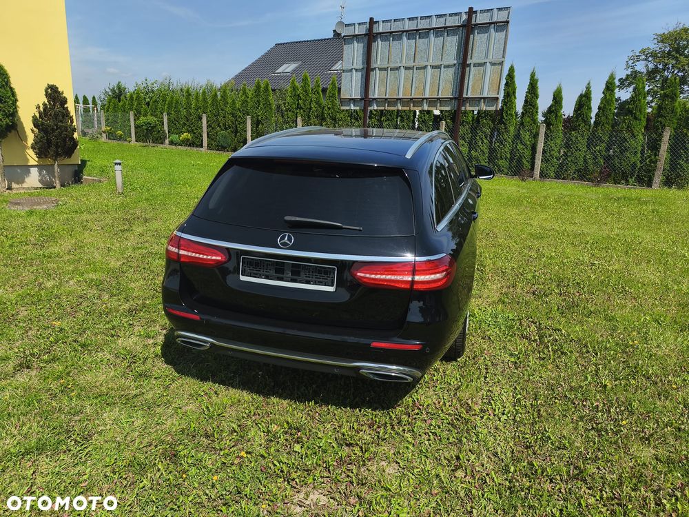 Mercedes-Benz Klasa E 220 d 9G-TRONIC Avantgarde - 3