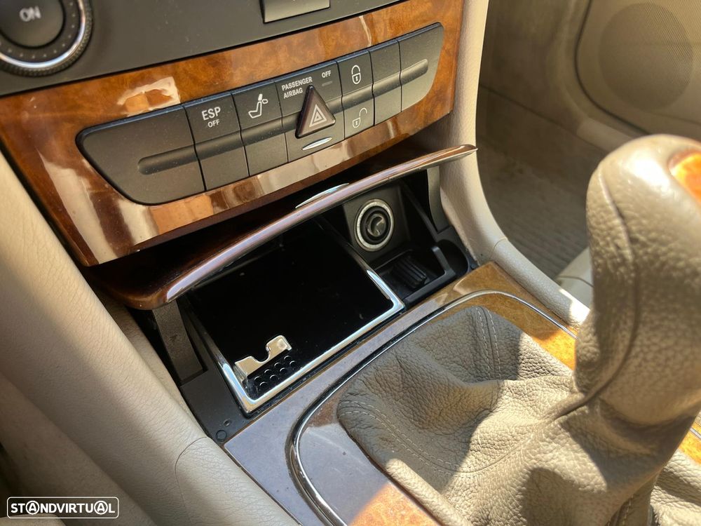 Mercedes-Benz E 220 CDI Avantgarde DPF - 33