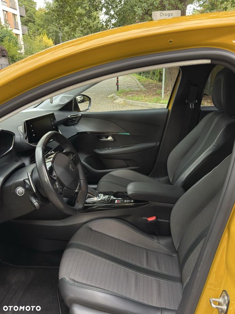 Peugeot 208 1.2 PureTech Allure S&S EAT8 - 5