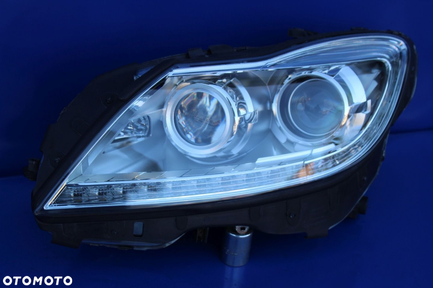 Reflektor lewy lampa lewa Led ILS OE Mercedes CL CL500 W216 C216 Lift Euro - 2