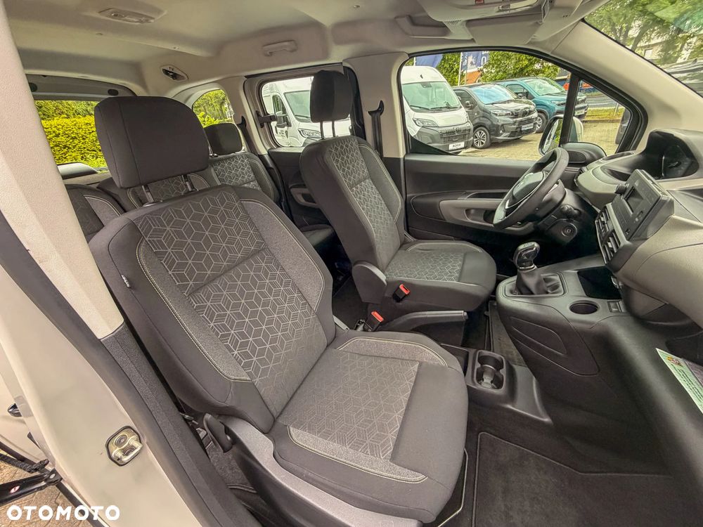 Peugeot Rifter 1.5 BlueHDI Active - 11