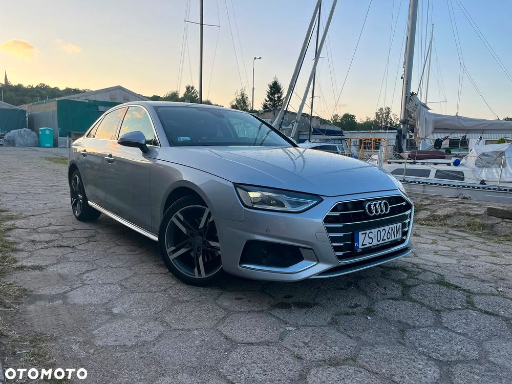 Audi A4 Limousine - 1