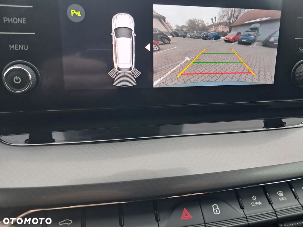 Skoda Octavia 2.0 TDI Ambition DSG - 8