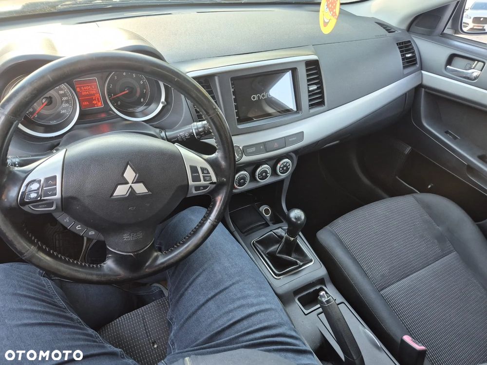 Mitsubishi Lancer 1.8 Inform LPG - 16