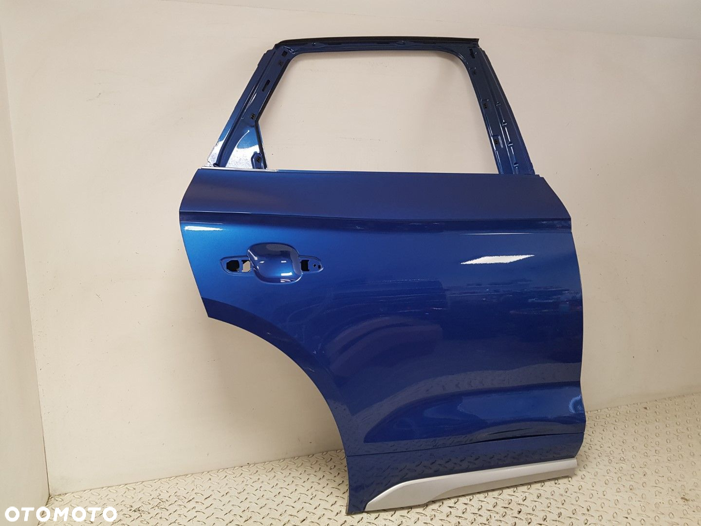 DRZWI + LISTWA PRAWE TYLNE AUDI Q5 II 2 SUV 80A 17-25r LESZNO ŁADNE - 4