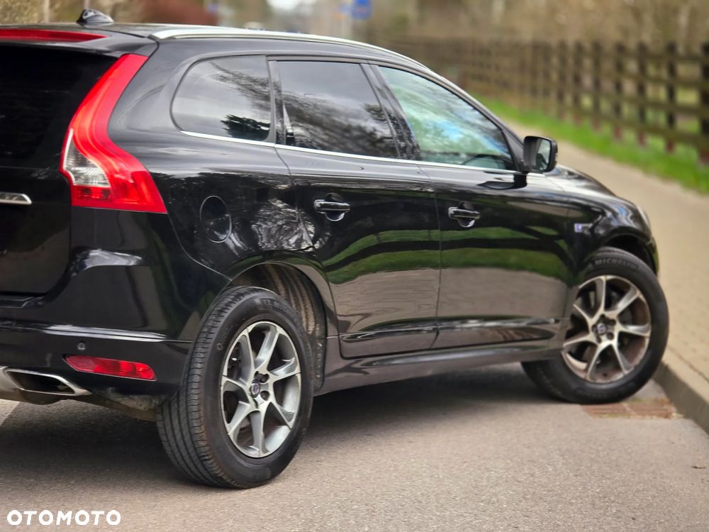 Volvo XC 60 D4 Drive-E Ocean Race - 40
