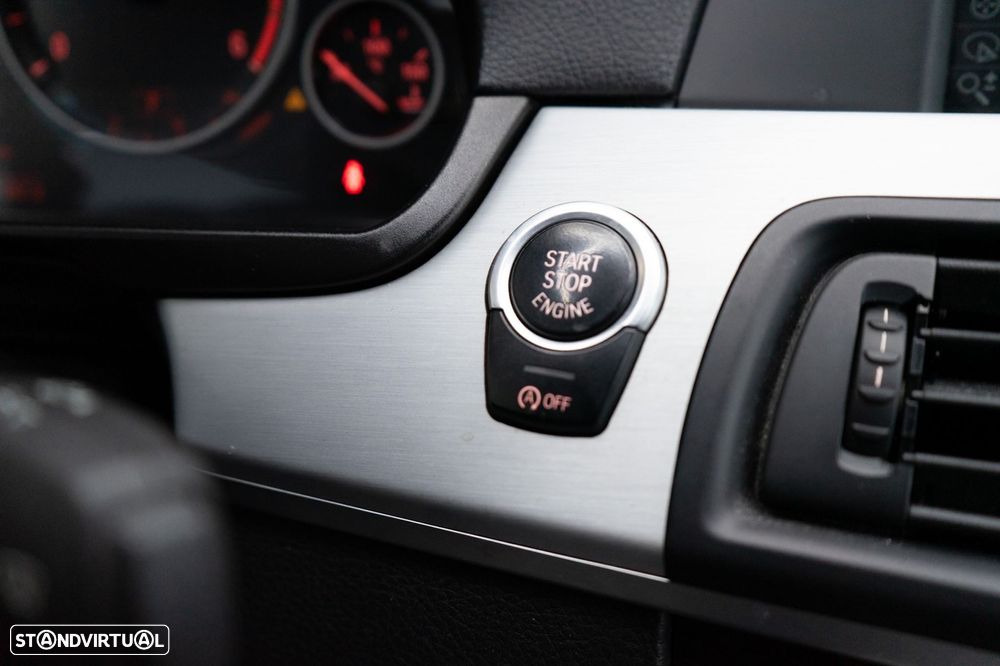 BMW 525 d Pack M Auto - 37