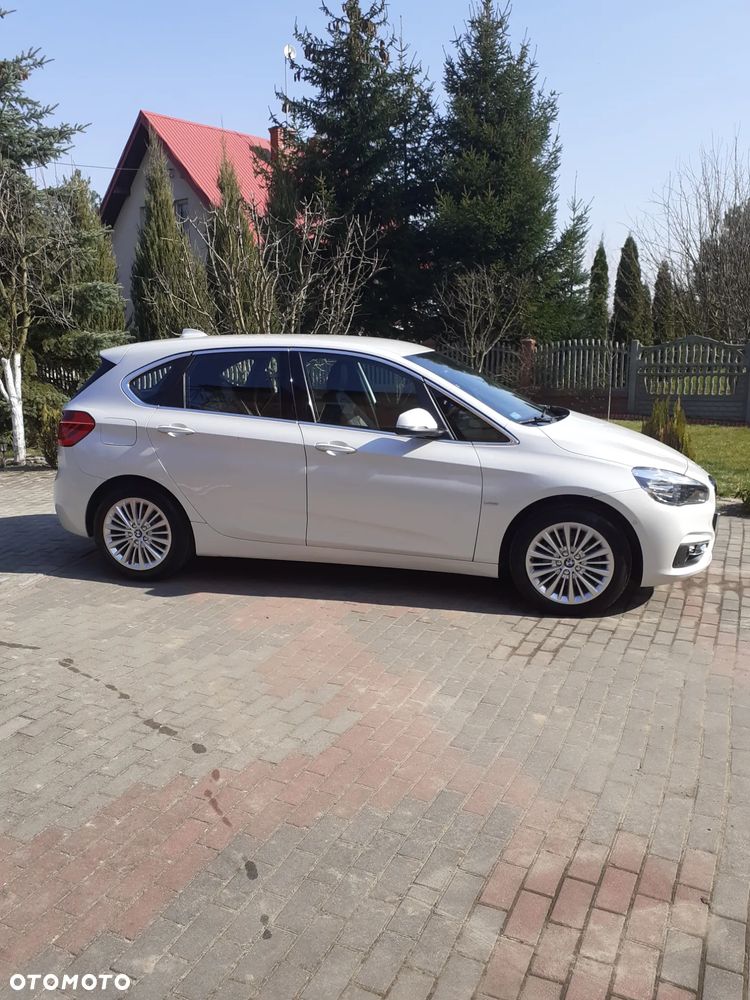 BMW Seria 2 216d Luxury Line - 11