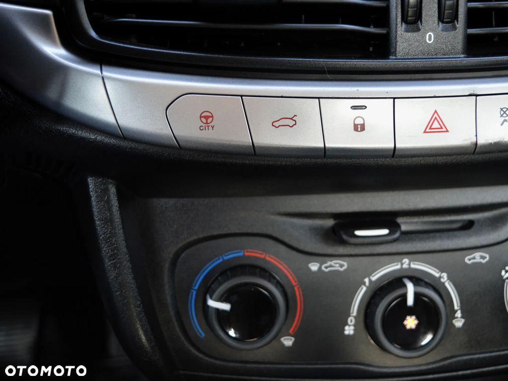 Fiat Tipo 1.6 MultiJet 16v Pop - 16