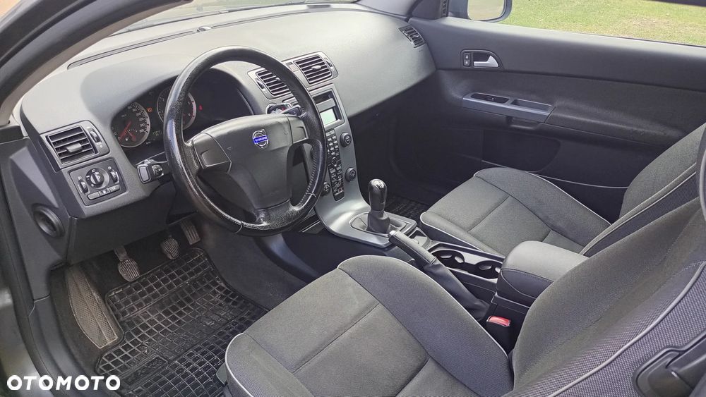 Volvo C30 1.6D - 17