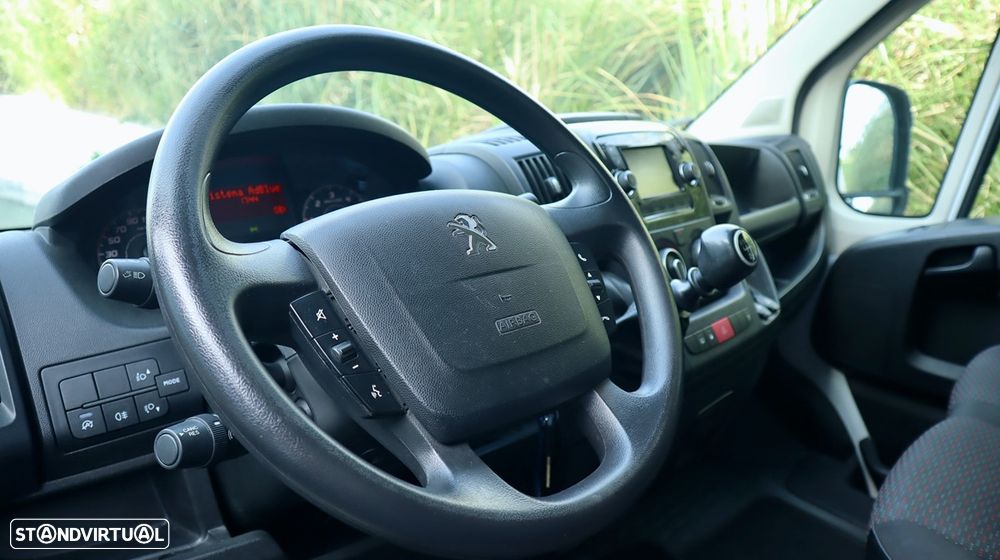 Peugeot Boxer Furgão 330 L3H2 2.2 BlueHDi 120cv - 23