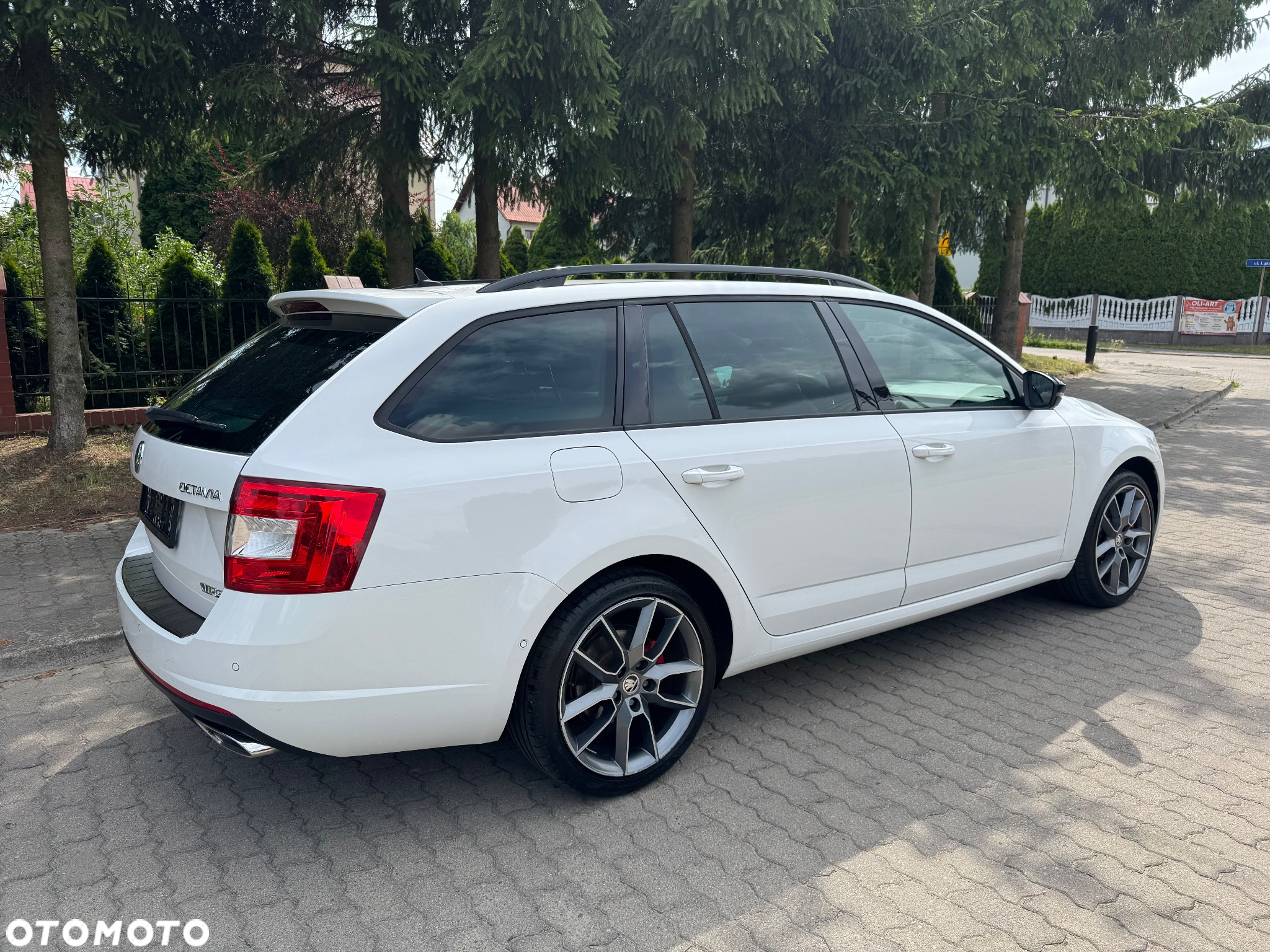 Skoda Octavia 2.0 TDI (Green tec) DSG RS - 3