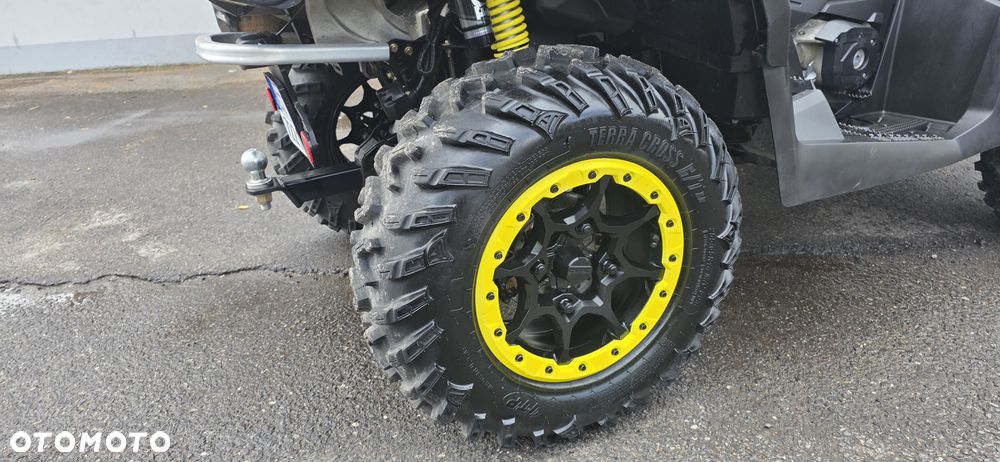 Can-Am Outlander Max - 20