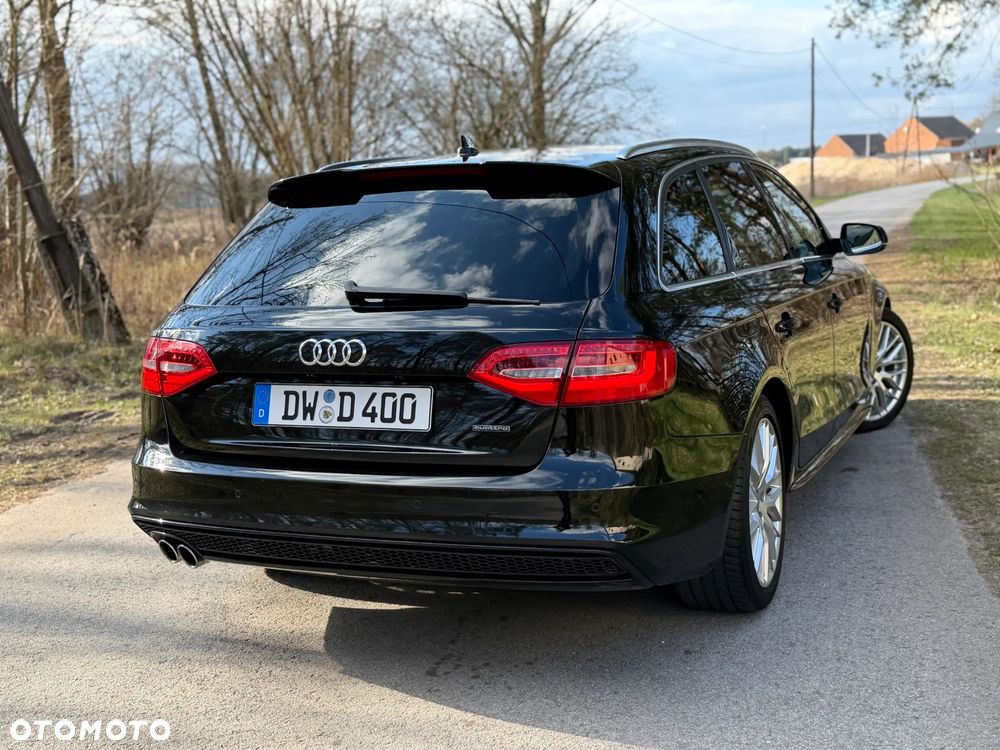 Audi A4 Avant 2.0 TDI DPF quattro S tronic S line Sportpaket - 15