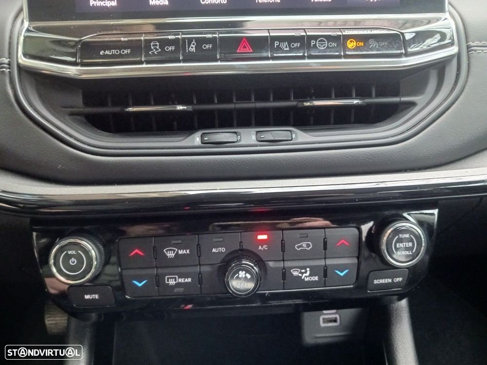 Jeep Compass 1.5 TG e-Hybrid Summit DCT - 22