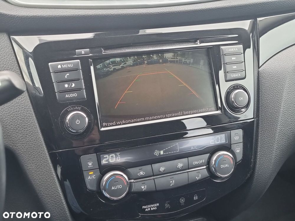 Nissan Qashqai 1.3 DIG-T Acenta - 22