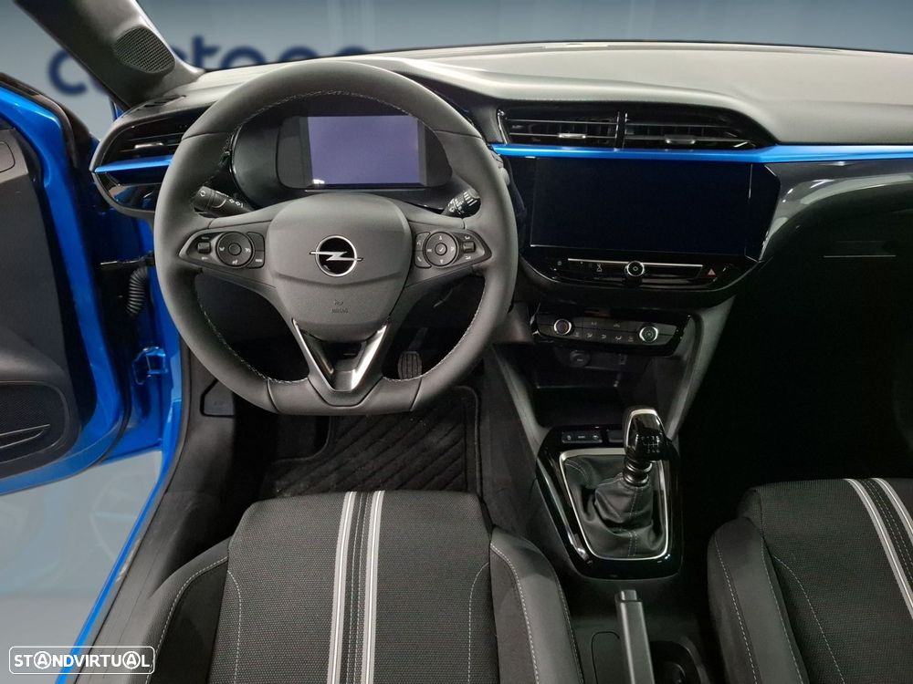 Opel Corsa — fotografia 11