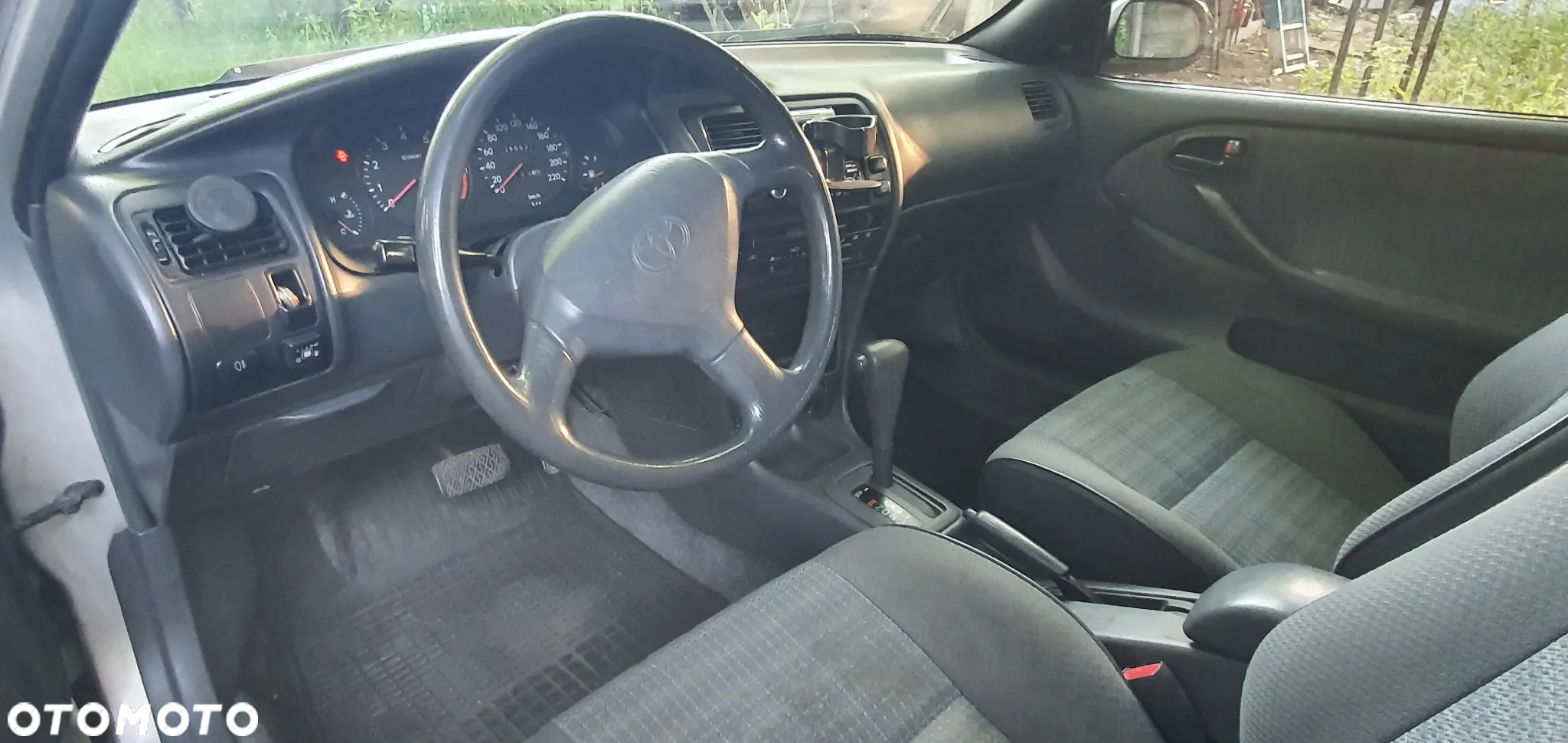 Toyota Corolla - 14