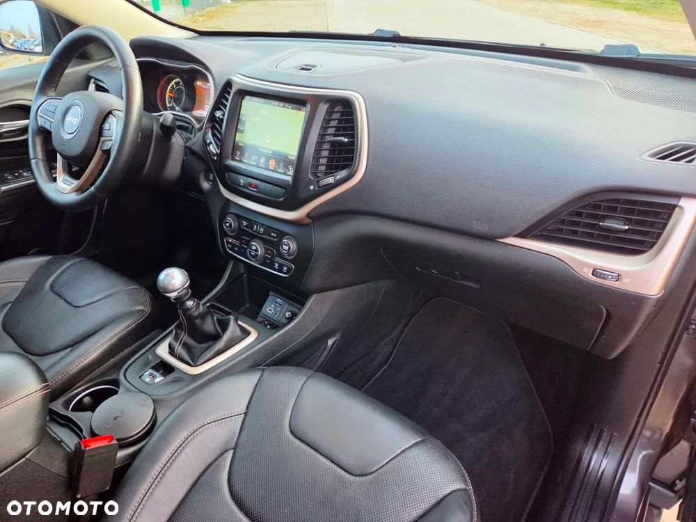 Jeep Cherokee 2.0 Multijet Limited - 32