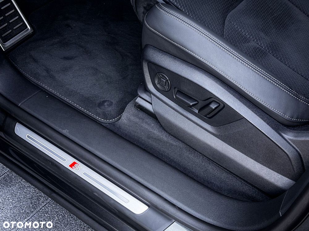 Audi Q8 - 19