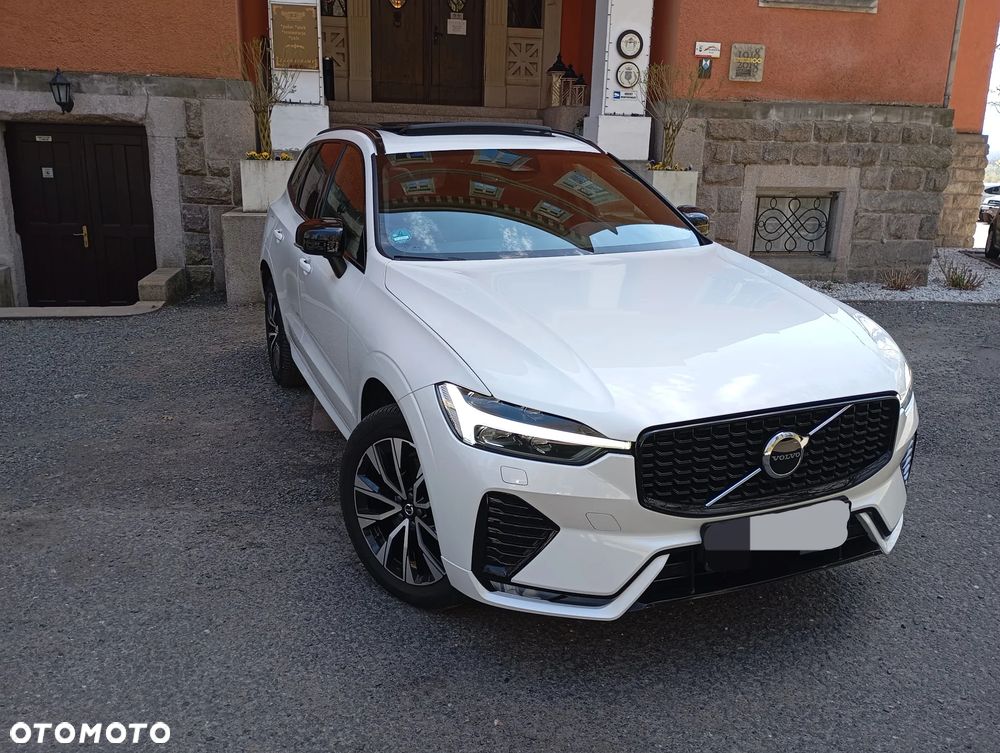 Volvo XC 60 B4 D AWD Ultimate Dark - 10