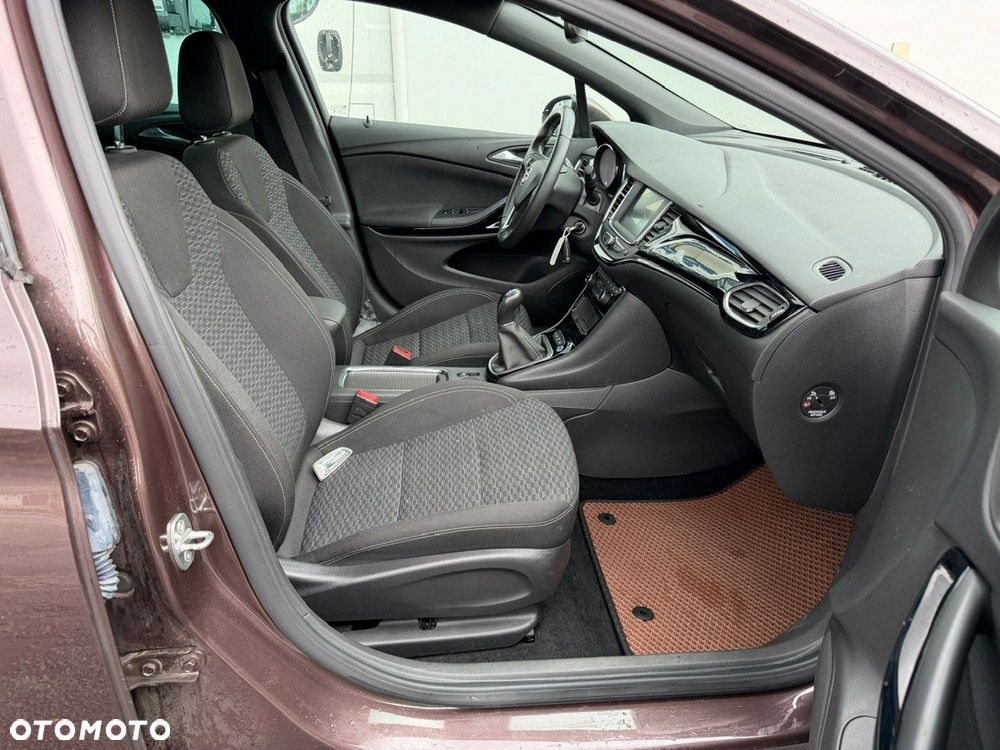 Opel Astra 1.4 T GPF Enjoy S&S - 20