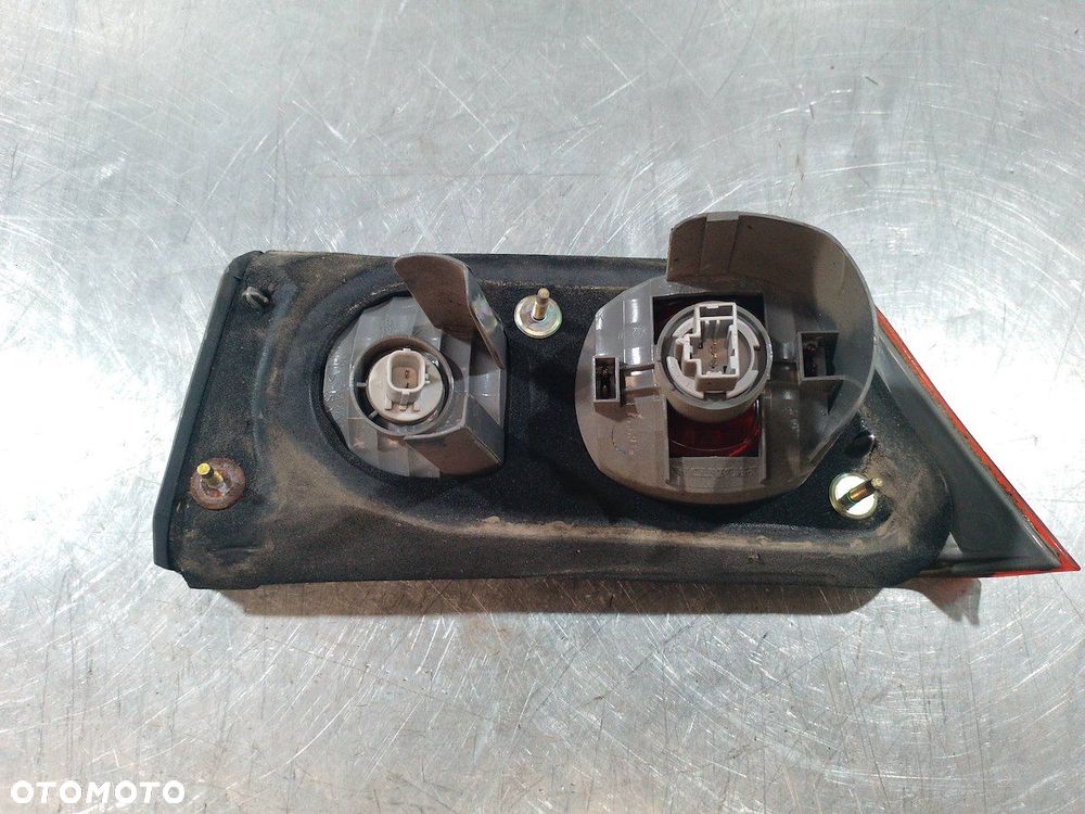 LAMPA TYLNA LEWA W KLAPE HONDA ACCORD VII P3214L - 8