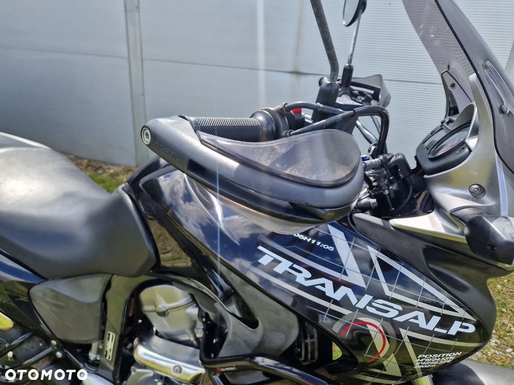 Honda Transalp - 16