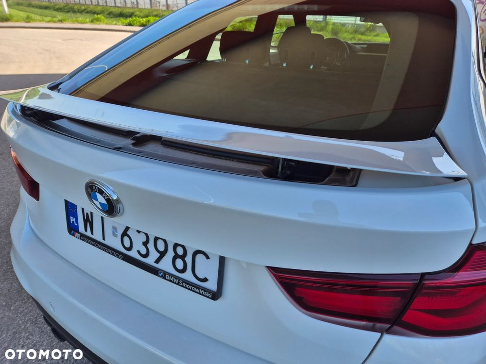 BMW 3GT 320i GPF xDrive M Sport - 17