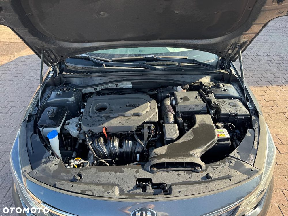 Kia Optima - 22