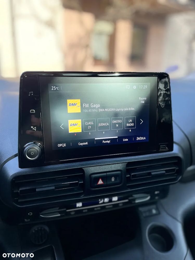 Opel Combo 1.2 Turbo Start/Stop Edition - 29