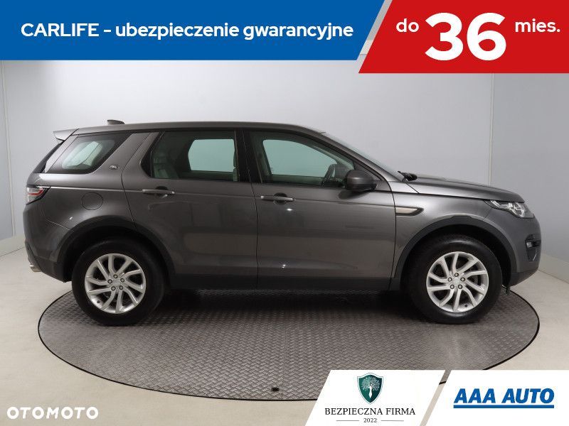 Land Rover Discovery Sport - 8
