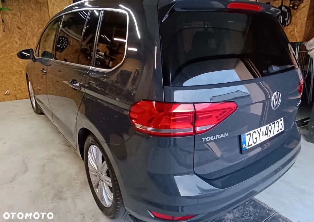 Volkswagen Touran - 6