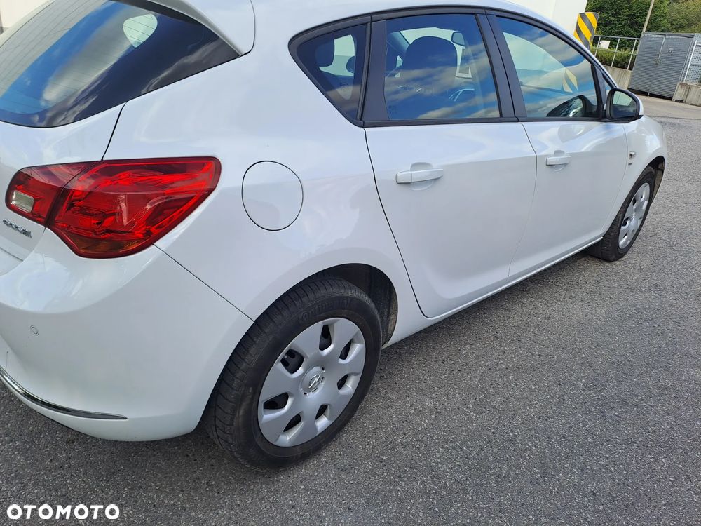 Opel Astra 1.4 T Cosmo - 6