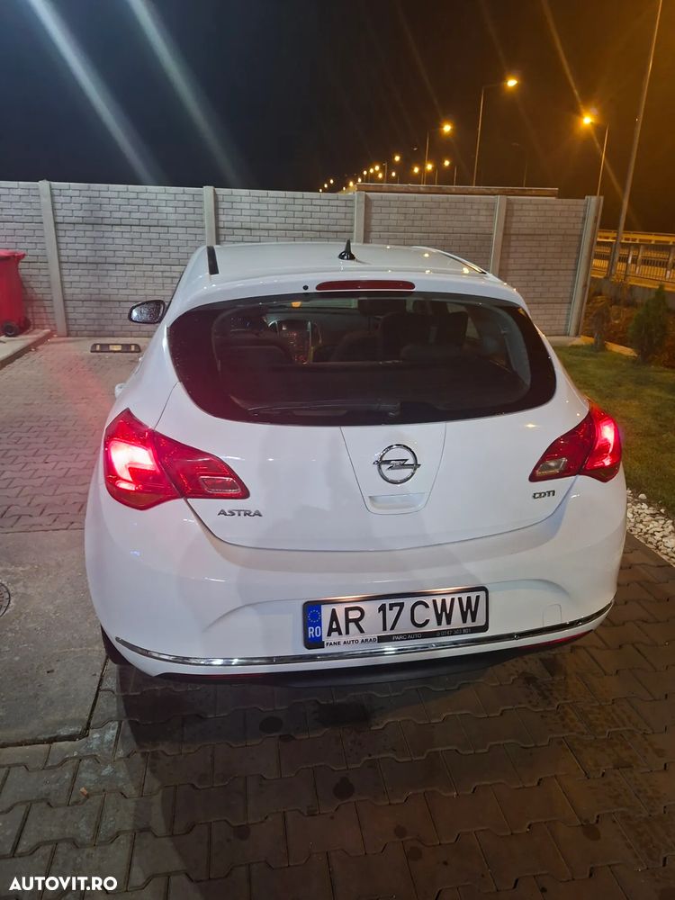Opel Astra - 14