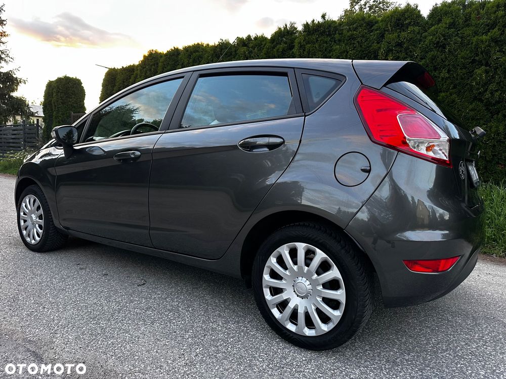 Ford Fiesta 1.25 Silver X (Ambiente) - 11