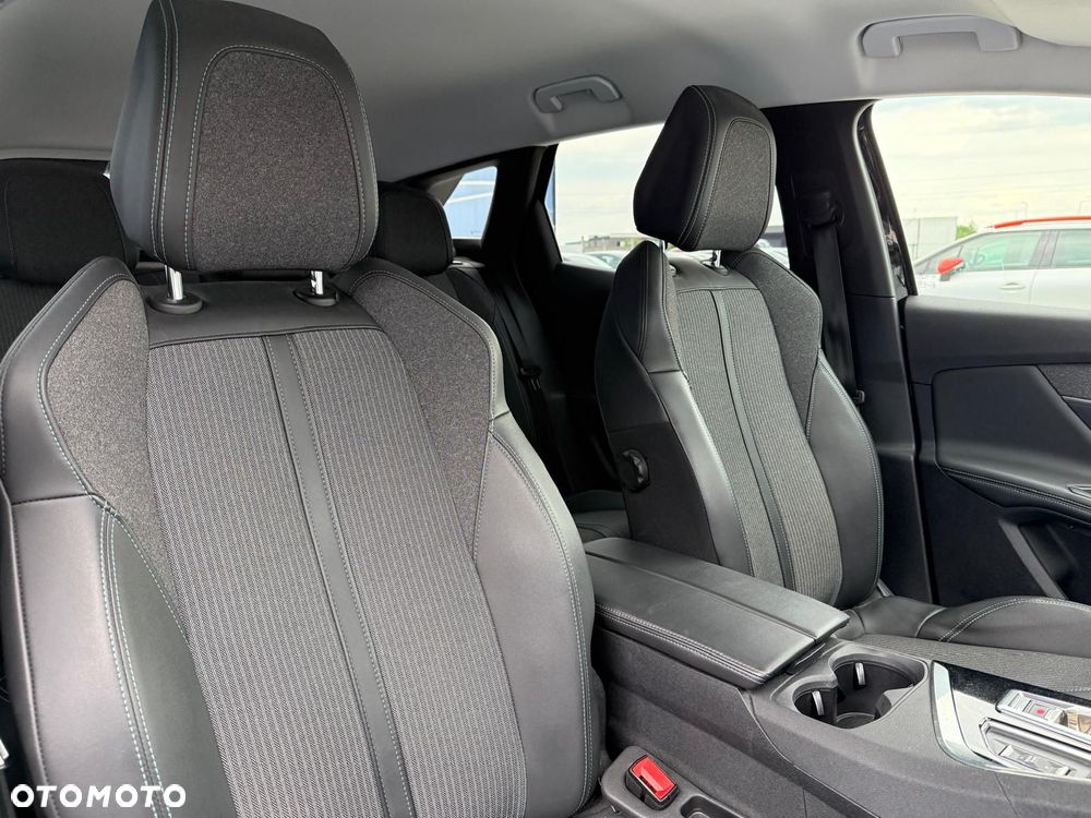 Peugeot 3008 1.2 PureTech GT S&S EAT8 - 18