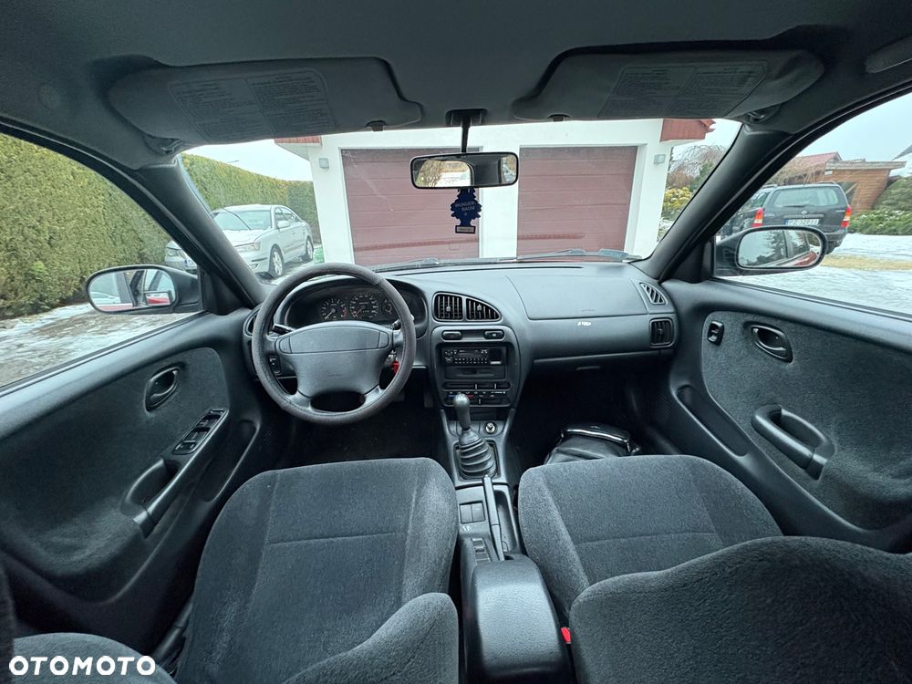 Suzuki Baleno 1.6 GLX - 15