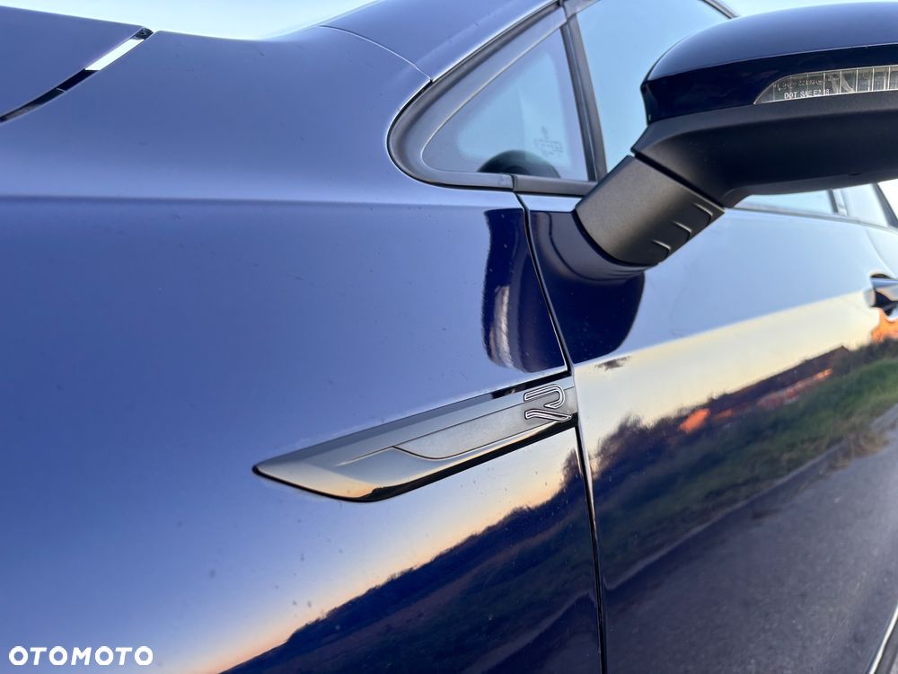 Volkswagen Golf 1.5 eTSI OPF DSG R-Line - 10