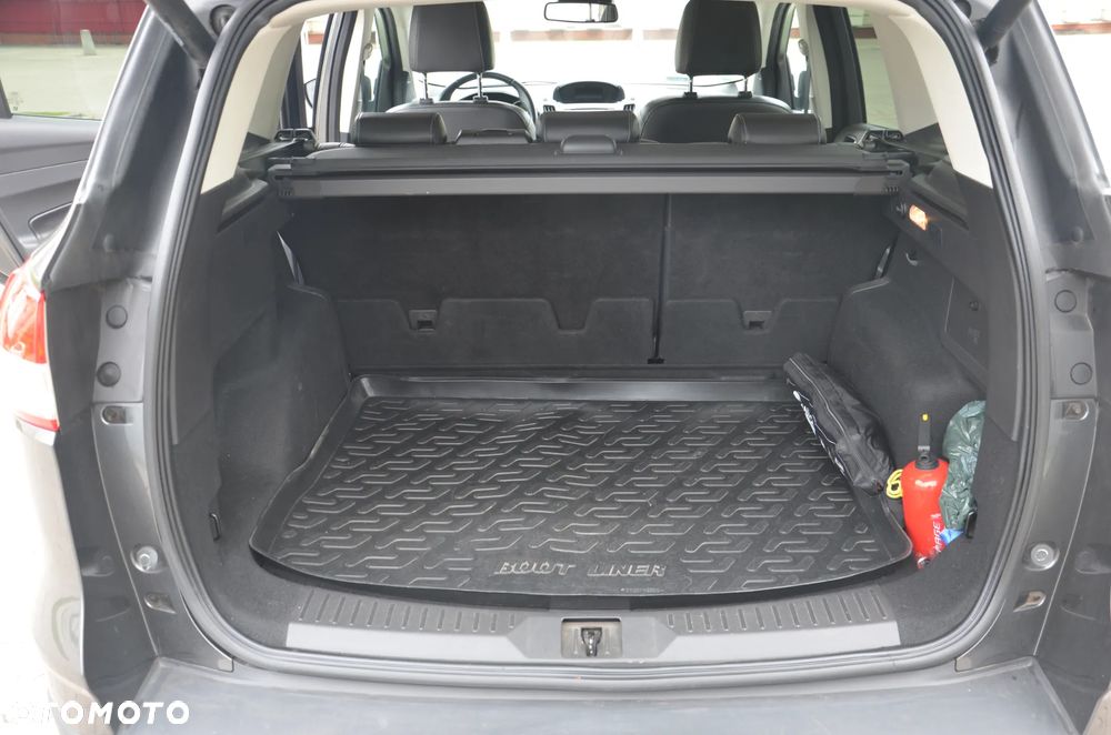 Ford Kuga 2.0 TDCi 4x4 Titanium - 19