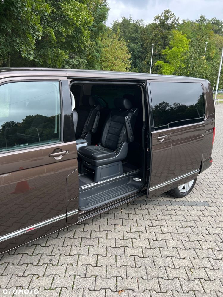 Volkswagen Multivan - 26