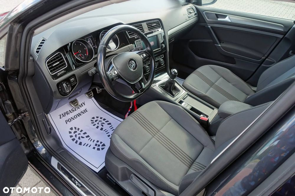 Volkswagen Golf 1.6 TDI BlueMotion Technology DSG Allstar - 12