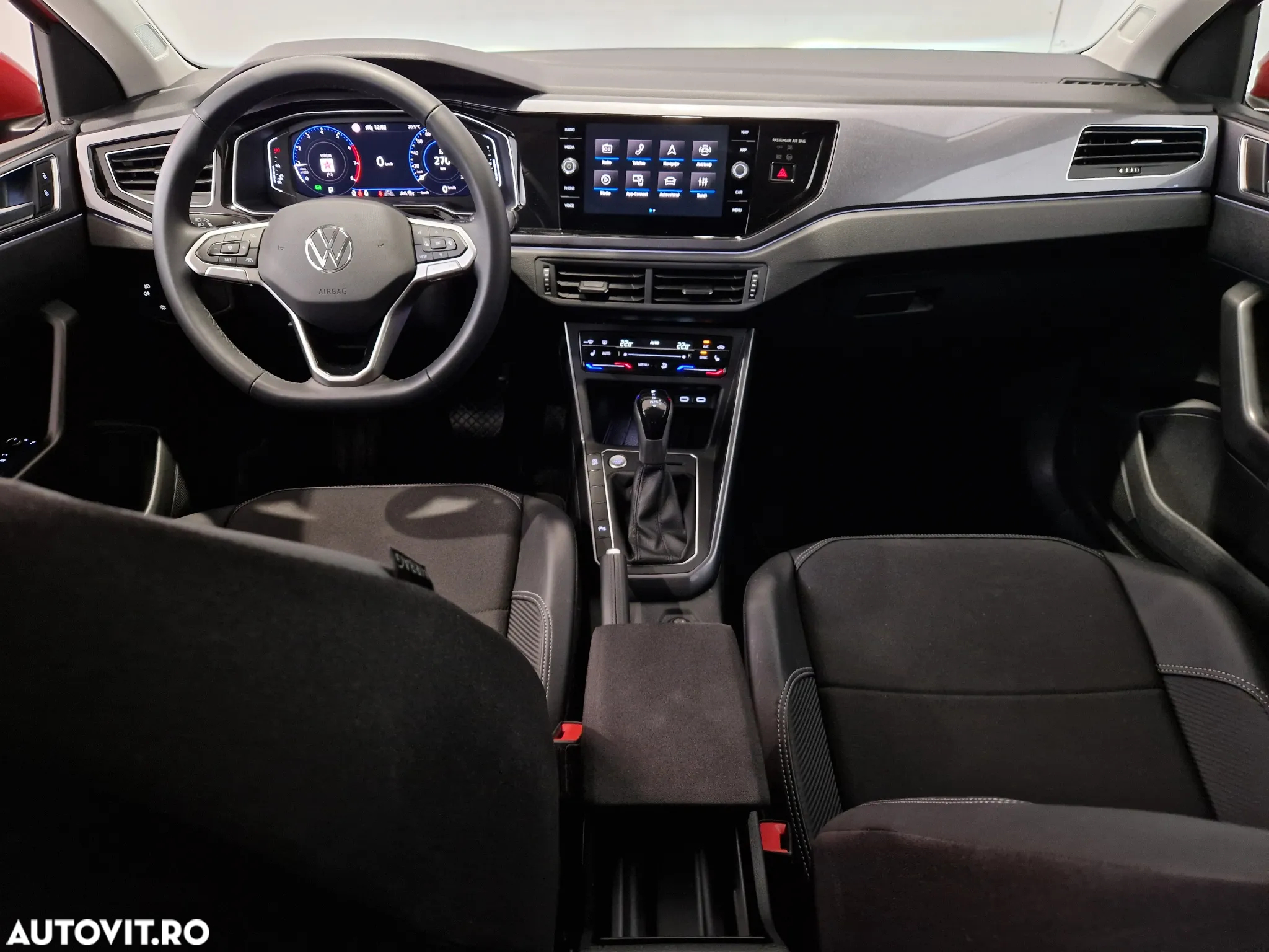 Volkswagen Taigo 1.5 TSI DSG Style - 12