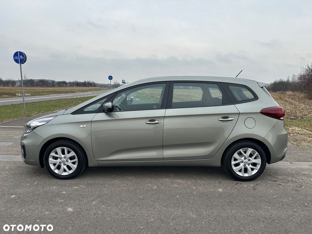 Kia Carens 1.6 GDI Dream Team Edition - 27