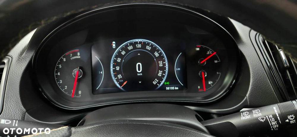 Opel Insignia 1.6 T Executive S&S - 25