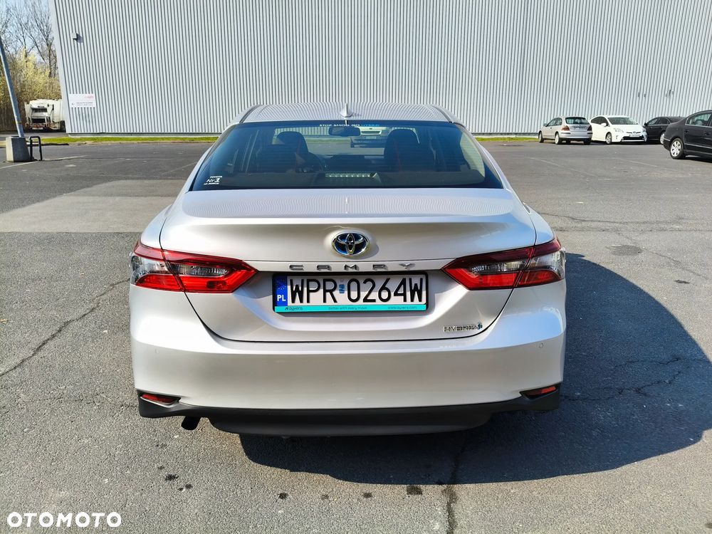 Toyota Camry 2.5 Hybrid Comfort CVT - 4