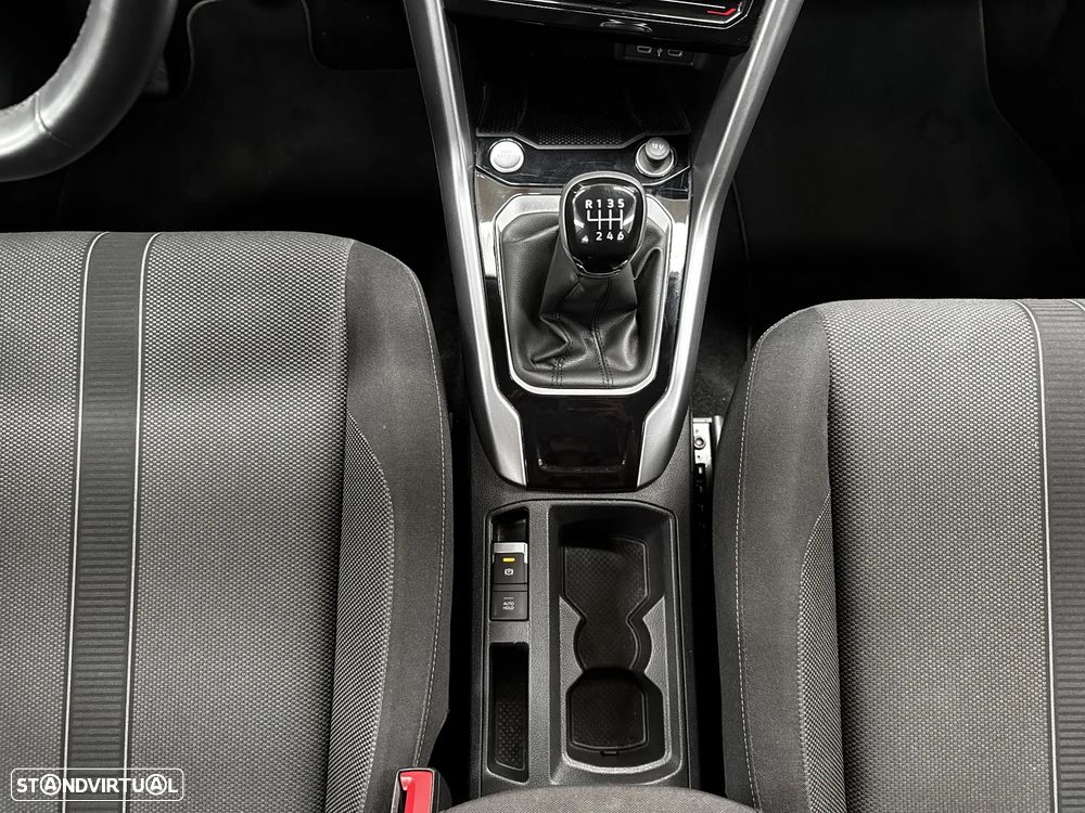 VW T-Roc 1.0 TSI Urban - 11