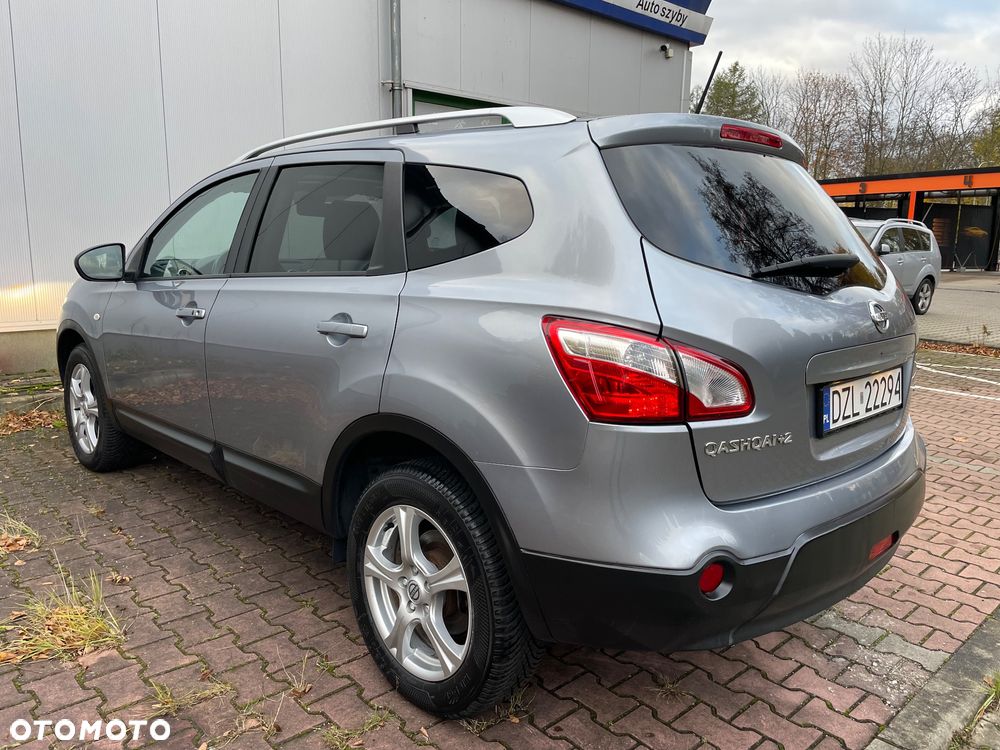 Nissan Qashqai 1.7 dCi Xtronic ALL-MODE 4x4i TEKNA+ - 4