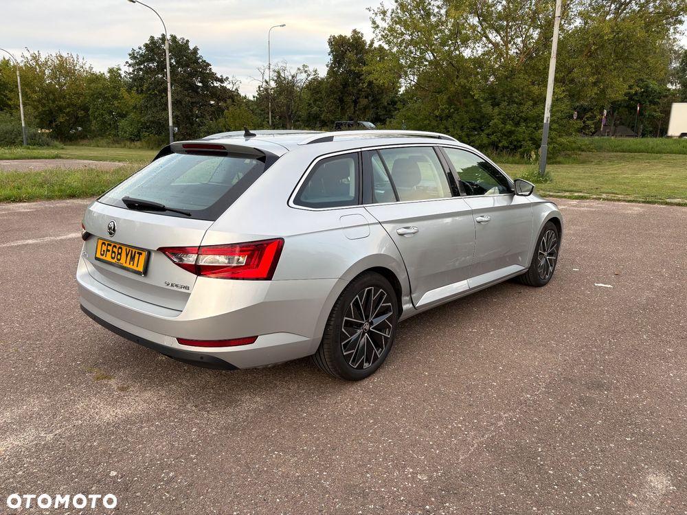 Skoda Superb 1.5 TSI ACT Active - 10