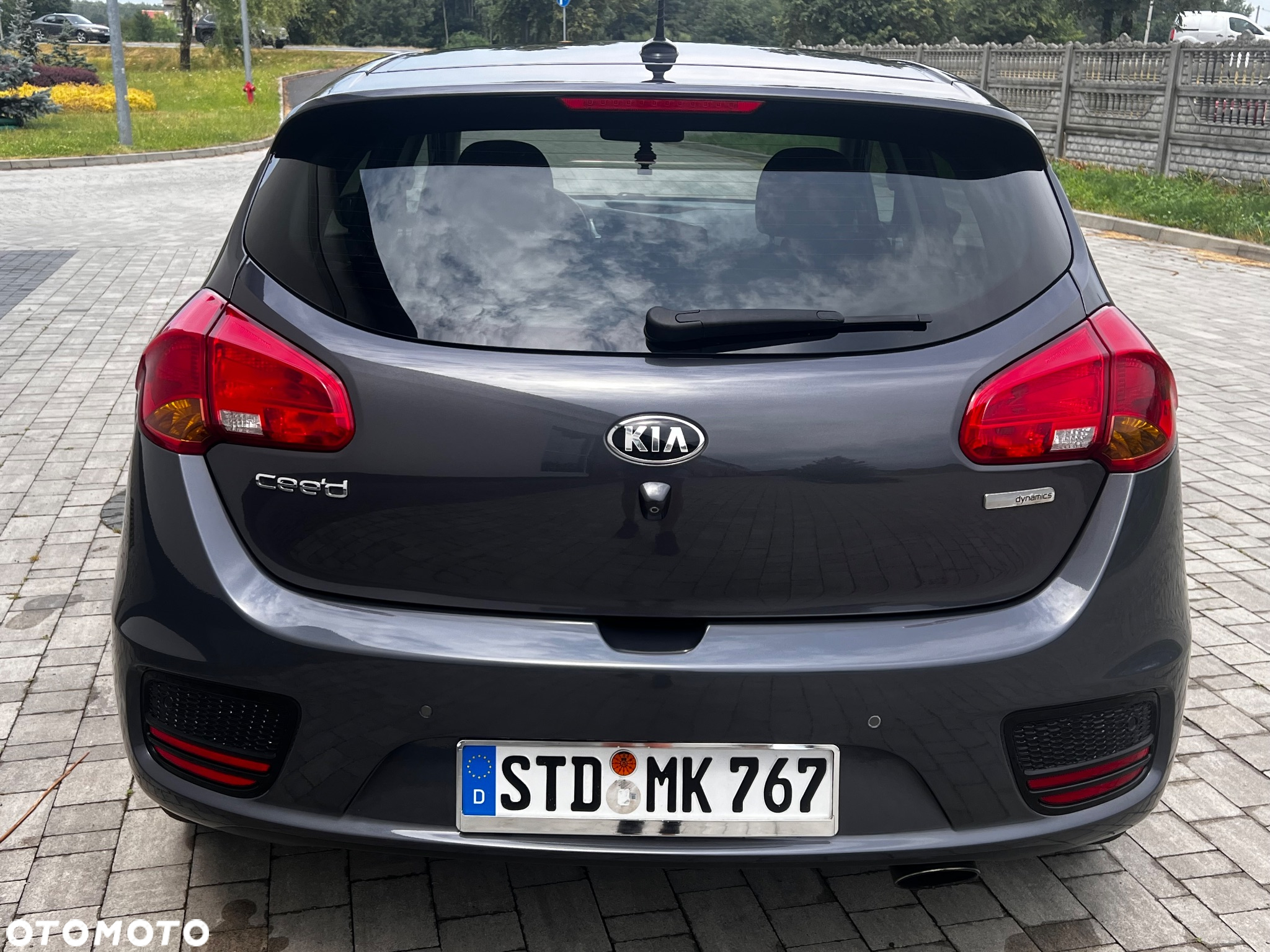 Kia Ceed 1.6 GDI Dream-Team Edition - 6